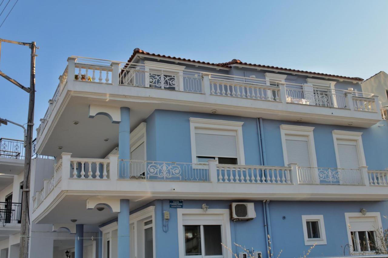 La Maison Bleue Apartment Lixouri Ngoại thất bức ảnh